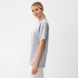 Футболка женская MINAKU: Casual Collection, светло-серая, размер 50