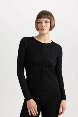 Облегающая футболка с круглым вырезом и длинными рукавами