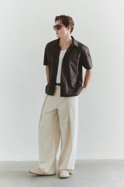 TRENDYOL MAN Limited Edition Kahverengi Regular Fit Nak?s islemeli Brode Gomlek TMNSS25GO00039