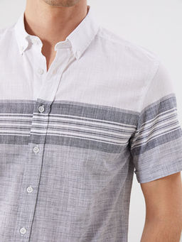 Regular Fit K?sa Kollu ?izgili Poplin Erkek G?mlek