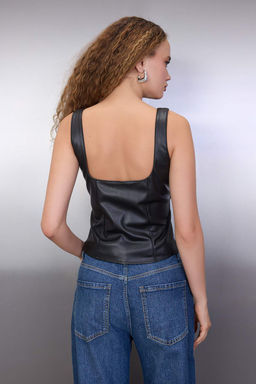 Siyah Kusgozu Detayl? Fitted/Vucuda Oturan Orme Bluz TWOAW26BZ00225 - Trendyolmilla фото 4