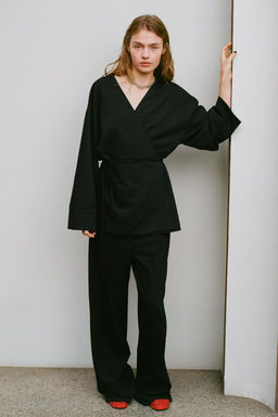 STRAIGHT-LEG TROUSERS WITH SIDE PIPING - Zara фото 5