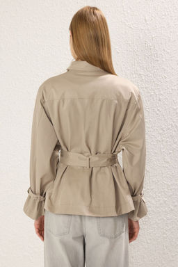 Ac?k Haki Dikis Detayl? Oversize K?sa Trenckot TWOSS25TR00016