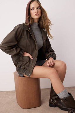 Kahverengi Oversize C?kar?labilir Kapusonlu Eskitme Efektli Suni Deri Bomber Mont TWOAW26MO00008