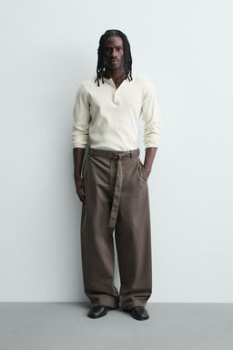 PANTAL?N WIDE FIT CINTUR?N / Gris topo