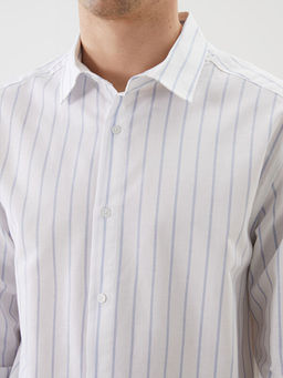 Regular Fit K?sa Kollu ?izgili Oxford Erkek G?mlek