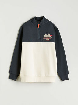 Dik Yaka Erkek ?ocuk Sweatshirt