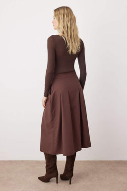 Koyu Kahverengi Pile Detayl? Onden Y?rtmacl? Midi Boy Dokuma Etek TWOSS24ET00169