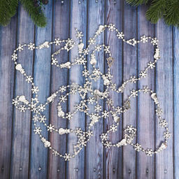 Бусы на ёлку Снежинки, длина 2.7 м, d=2.3 см, МИКС