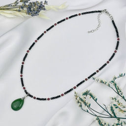 Колье из Шпинели и Граната с кулоном из Нефрита 38 см +