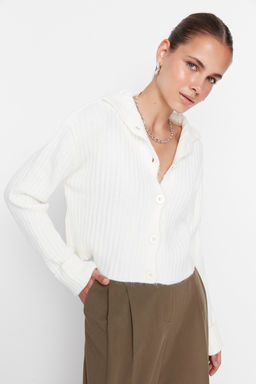 Ekru Crop Yumusak Dokulu Dik Yaka Triko H?rka TWOAW22HI0174