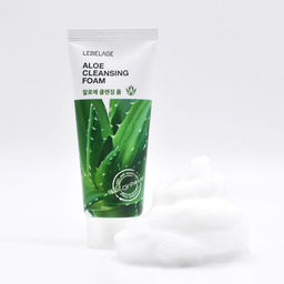 Lebelage Пенка для умывания с экстрактом алоэ вера / Aloe Cleansing Foam, 100 мл