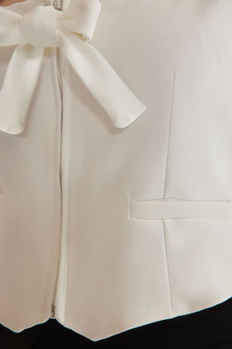 TRENDYOLMILLA Beyaz Regular Kurdele Detayl? Dokuma Yelek TWOSS25YE00036  фото 11