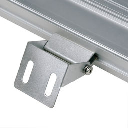 ULF-L52-18W/6400K/L100 220V IP65 SILVER Прожектор светодиодный линейный, 1000мм. Дневной свет (6400К). 2500Лм. Алюминий. TM Uniel