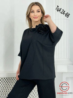 Кофта женская со стразами
