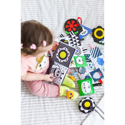 Петельки. Платочек - шуршалка по методике Г. Домана «Мои первые цвета», 20×20 см, Крошка Я