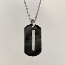 Кулон из стали на цепочке