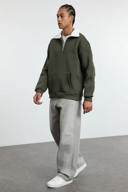 Haki Oversize/Genis Kesim Dik Yaka Fermuarl? Ici Polarl?/S?cak Tutan Sweatshirt TMNAW25SW00081