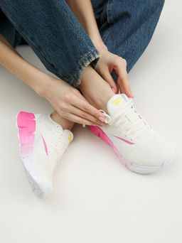 Женские кроссовки REEBOK ZIG DYNAMICA 5 Артикул 4271800, молочно-белый