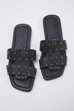 Trendyol Shoes Siyah Rivet Aksesuarl? Cift Bantl? Kad?n S?k Terlik TAKSS25TE00016