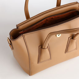 Сумка женская мессенджер на магните, 35×15×23 см, бежевая