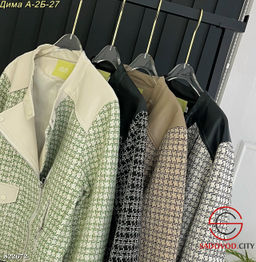 Куртка женская на молнии