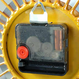 Часы настенные интерьерные «Сухан», серия: Ажур, бесшумные, плавный ход, d=40 см, циферблат d=13 см, от батарейки 1хАА