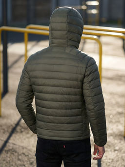 Куртка мужская гибридная стёганая с капюшоном с графеновой подкладкой черного цвета 9621_1Ch - Mtforce фото 38