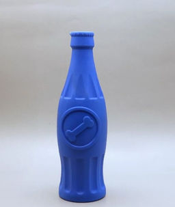 Цена за 2 шт. Игрушка TPR для средних и крупных пород собак "Бутылочка", цвет синий, 17*4,7см