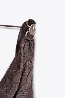 CRINKLE-EFFECT SATIN MIDI DRESS - Zara фото 14