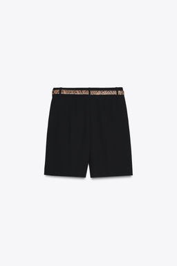 BERMUDA SHORTS WITH DARTS AND BELT