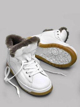 Ботинки Ионесси