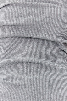 Trendyolmilla Ekru Drape Detayl? Lurexli/Simli Straplez Esnek Orme Bluz TWOSS24BZ00136  фото 4