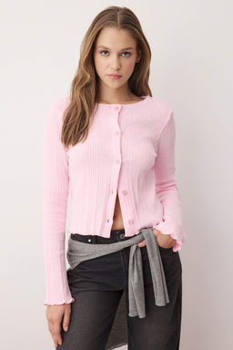 Ac?k Pembe Jakarl? Fitted/Vucuda Oturan Dugme Detayl? Esnek Orme Bluz TWOAW26BZ00046