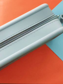 Kristaller Косметичка женская силиконовая, прямоугольная, серый