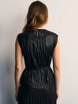 Блуза из искуственной кожи / Zarina