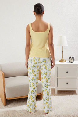 Trendyolmilla Sar? Limon Desenli Fitilli Orme Pijama Tak?m? THMSS25PT00122