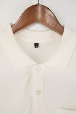 Ekru Regular/Rahat %100 Pamuk Tek Cepli Polo Yaka T-shirt TMNSS26PO00018