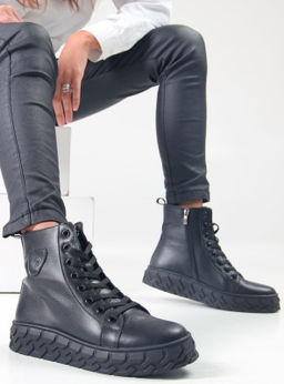 Ботинки 214.icebergbl. black / Байка