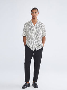 Regular Fit Resort Yaka K?sa Kollu Desenli Erkek G?mlek