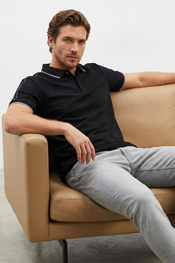 Siyah Regular/Normal Kesim Biyeli %100 Pamuk Polo Yaka T-shirt TMNSS25PO00015