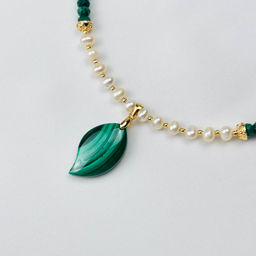 Колье из Малахита с Жемчугом