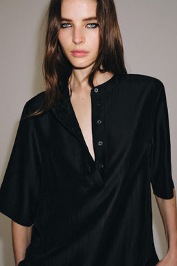 BLUSA FLUIDA MANGA CORTA ZW COLLECTION / Negro - Zara фото 4