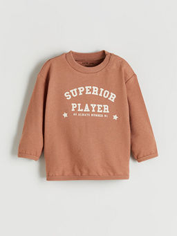 Bisiklet Yaka Uzun Kollu Bask?l? Erkek Bebek Ti??rt ve E?ofman Alt 2li Tak?m