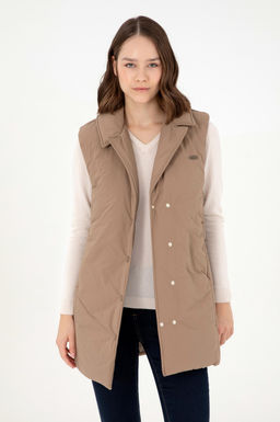 Женский жилет цвета хаки