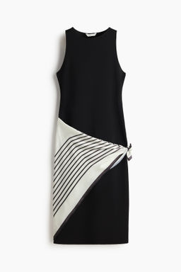 Vestido con fular