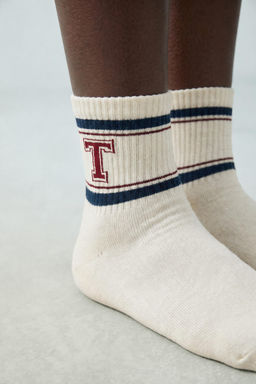 PACK TRES CALCETINES MEDIOS RAYAS VARSITY / Burdeos - Zara фото 6