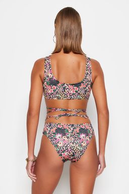 TRENDYOLMILLA Cicek Desenli Normal Paca Bikini Alt? TBESS23BA00155  фото 6