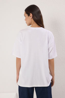 TRENDYOLMILLA Siyah-Beyaz 2li Paket %100 Pamuk Oversize/Genis Kal?p Bisiklet Yaka Orme T-Shirt TWOSS24TS00223  фото 7