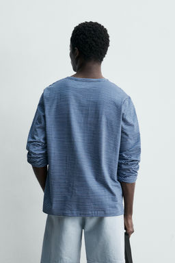 CAMISETA JACQUARD RAYAS / Azul